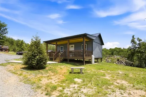 301 Mcginnis Drive Old Fort NC 28762