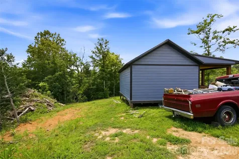 301 Mcginnis Drive Old Fort NC 28762