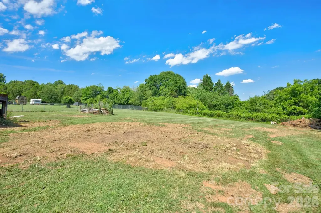 2596 Midnight Drive Claremont NC 28610