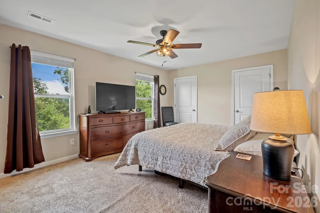 10 Benedict Lane Weaverville NC 28787