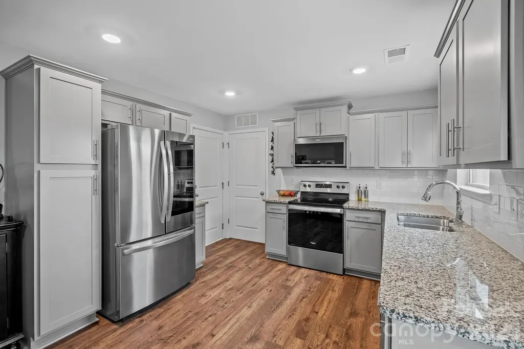 10 Benedict Lane Weaverville NC 28787