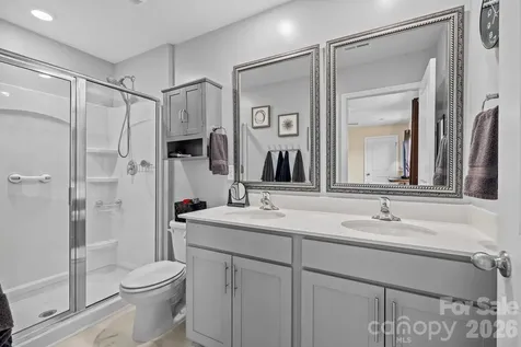10 Benedict Lane Weaverville NC 28787
