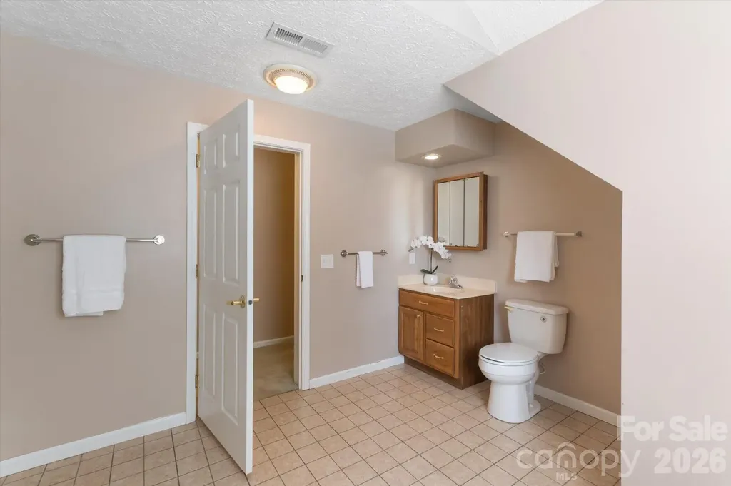 293 Sun Meadow Lane Pisgah Forest NC 28768