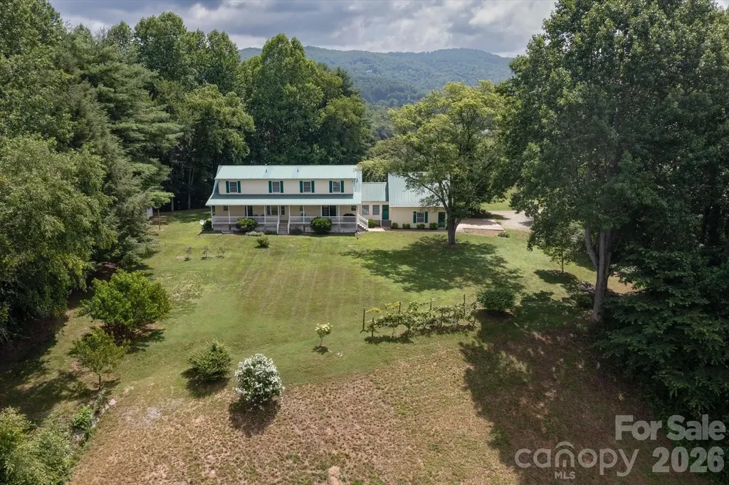 293 Sun Meadow Lane Pisgah Forest NC 28768