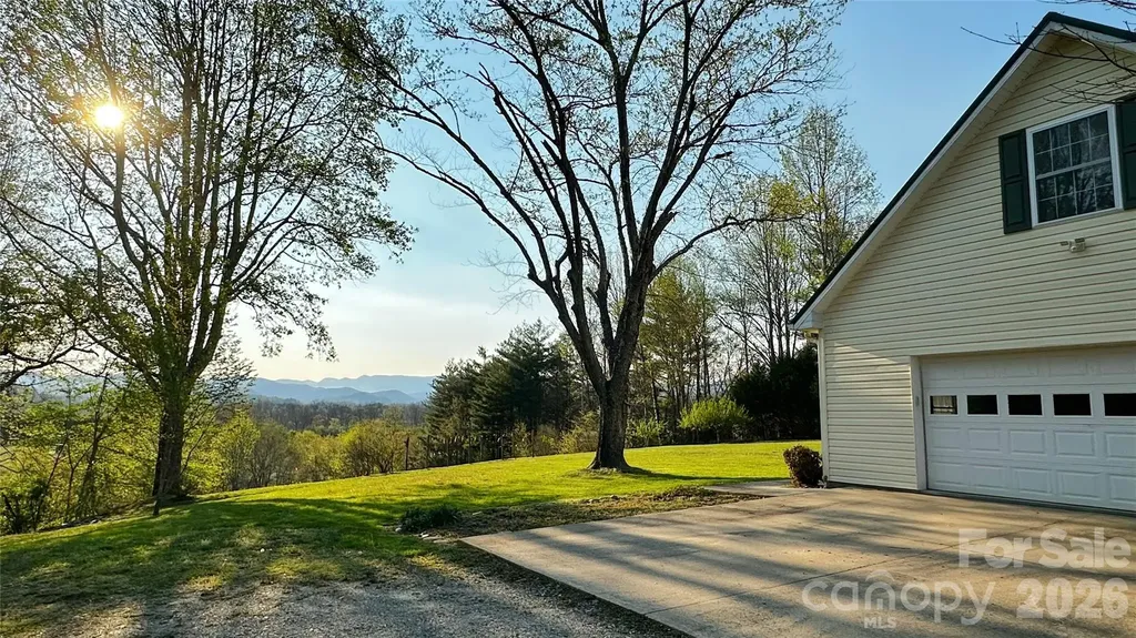 293 Sun Meadow Lane Pisgah Forest NC 28768