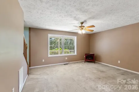 293 Sun Meadow Lane Pisgah Forest NC 28768