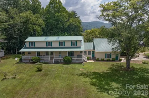 293 Sun Meadow Lane Pisgah Forest NC 28768