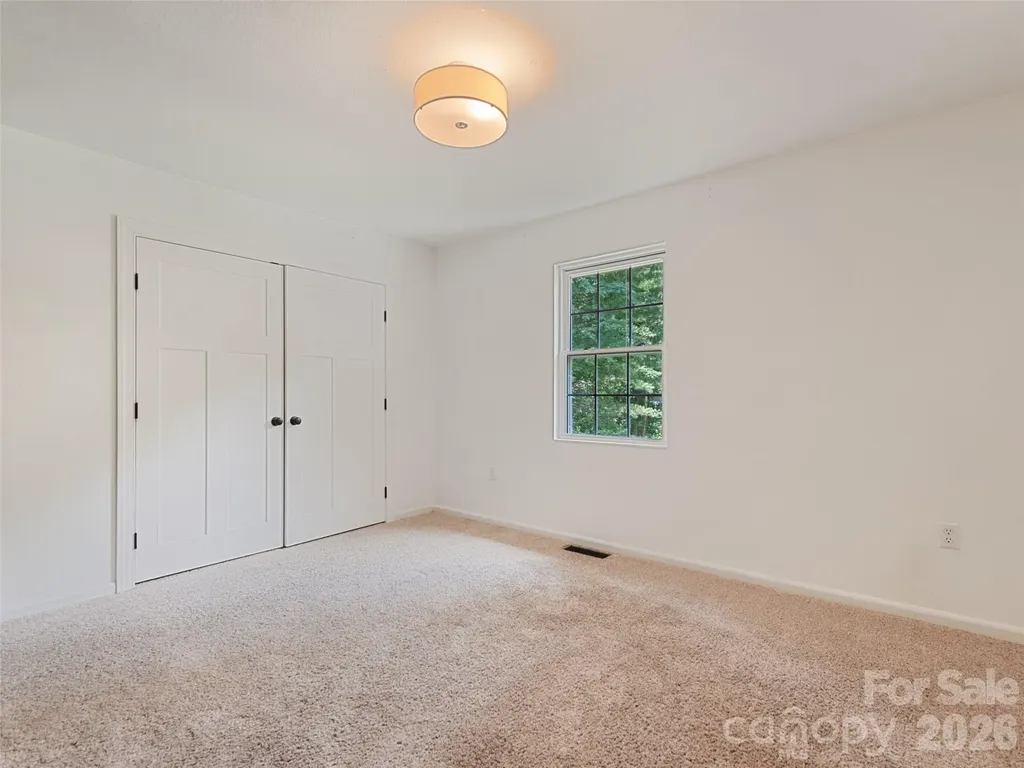 18 Bran Rick Lane Arden NC 28704