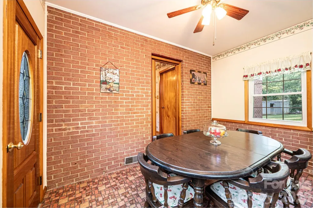 119 Foothill Drive Lenoir NC 28645