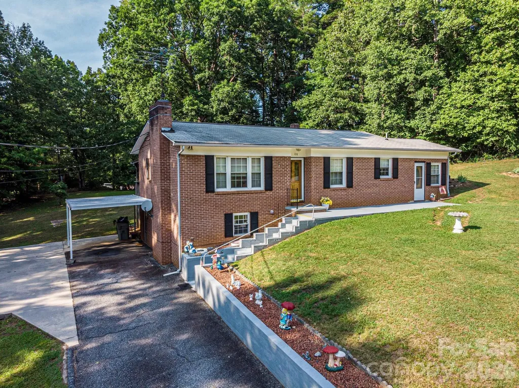 119 Foothill Drive Lenoir NC 28645