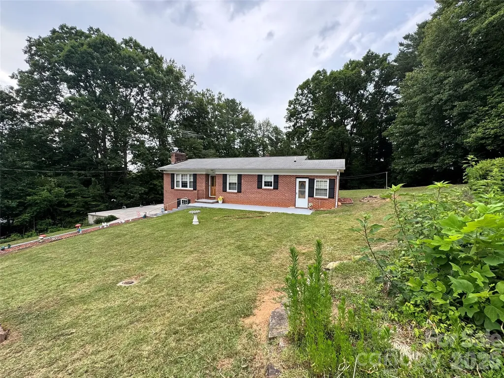 119 Foothill Drive Lenoir NC 28645