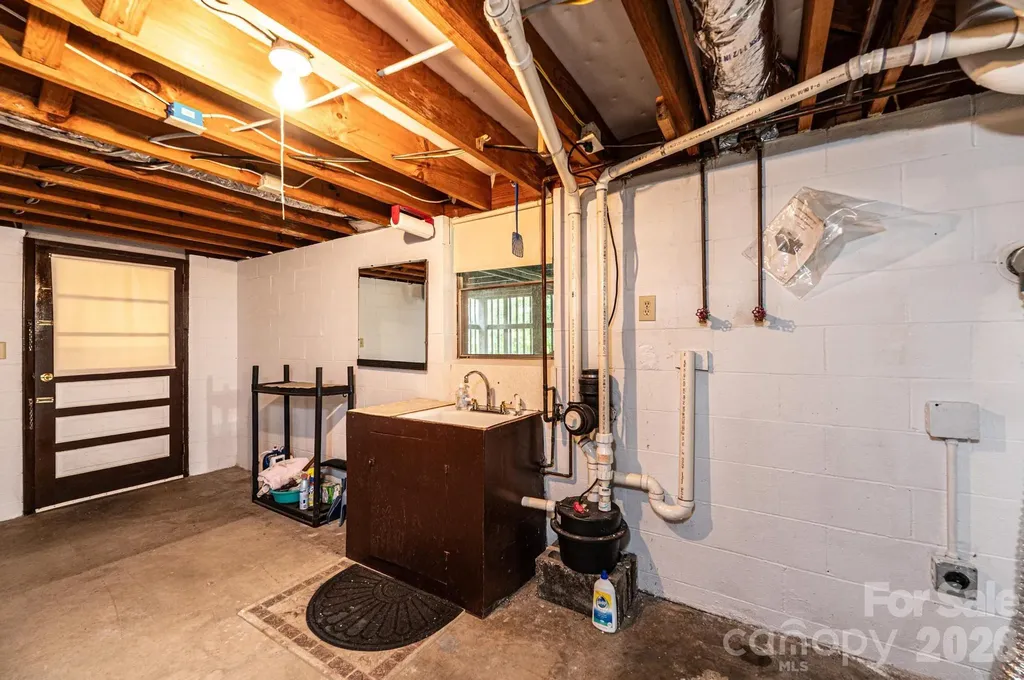 119 Foothill Drive Lenoir NC 28645