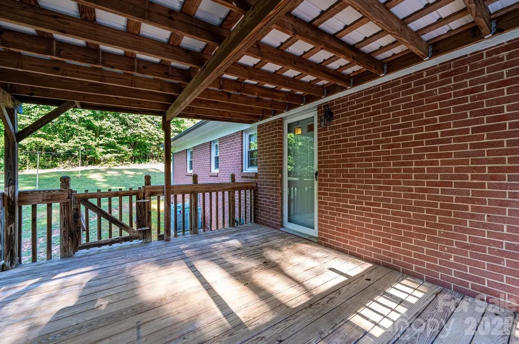 119 Foothill Drive Lenoir NC 28645