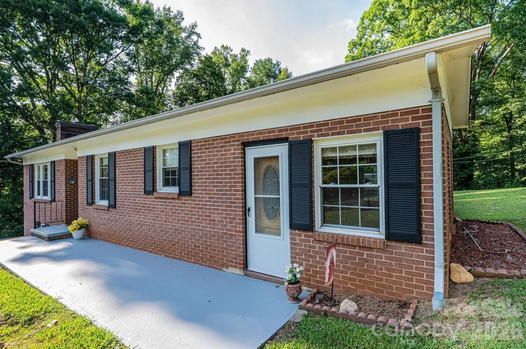 119 Foothill Drive Lenoir NC 28645