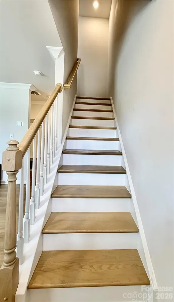 7008 Running Spring Drive Charlotte NC 28205