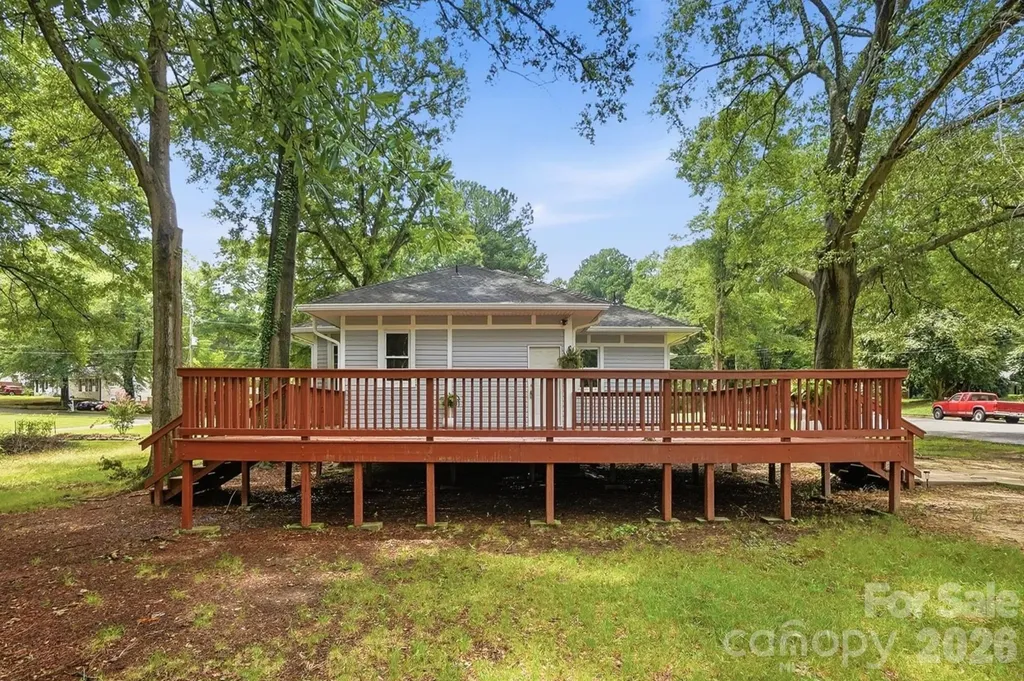 606 Townsend Avenue Gastonia NC 28052