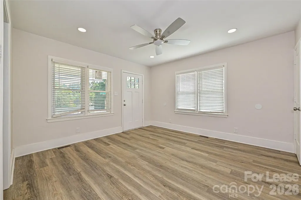 1801 Lasalle Street Charlotte NC 28216