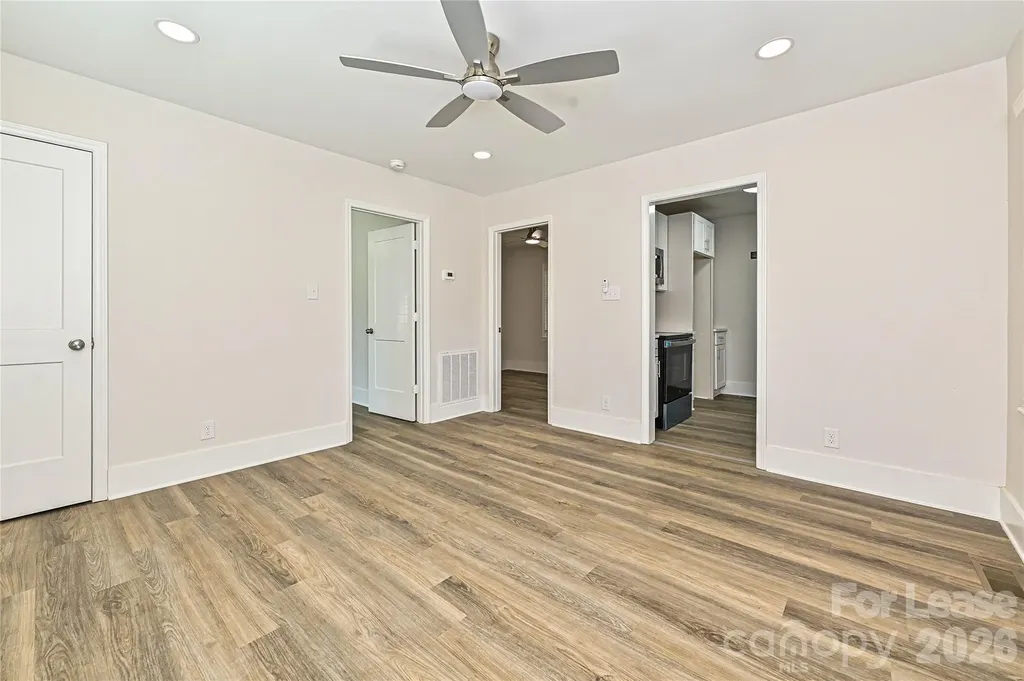 1801 Lasalle Street Charlotte NC 28216