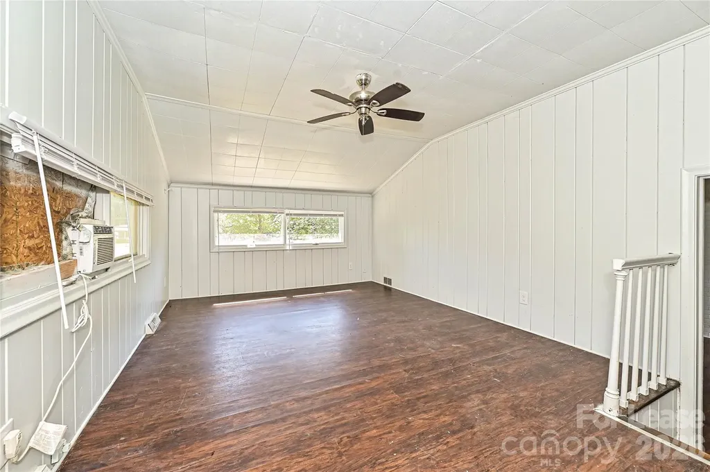 217 Bennett Street Charlotte NC 28213