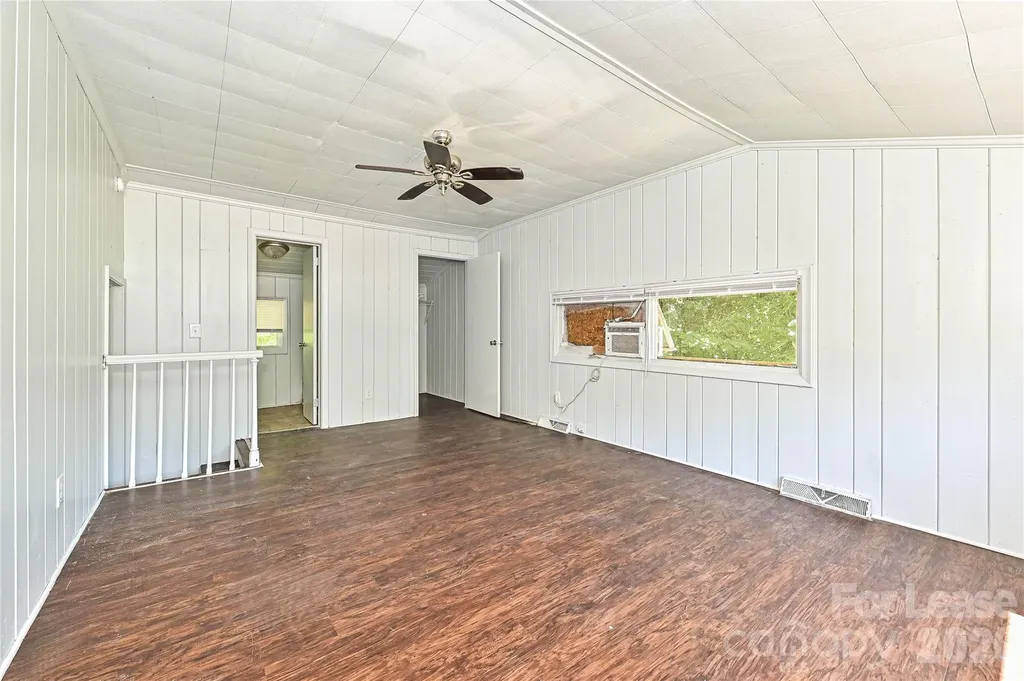 217 Bennett Street Charlotte NC 28213