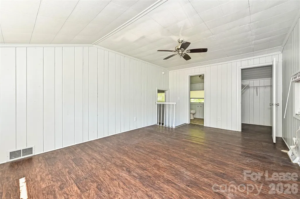 217 Bennett Street Charlotte NC 28213