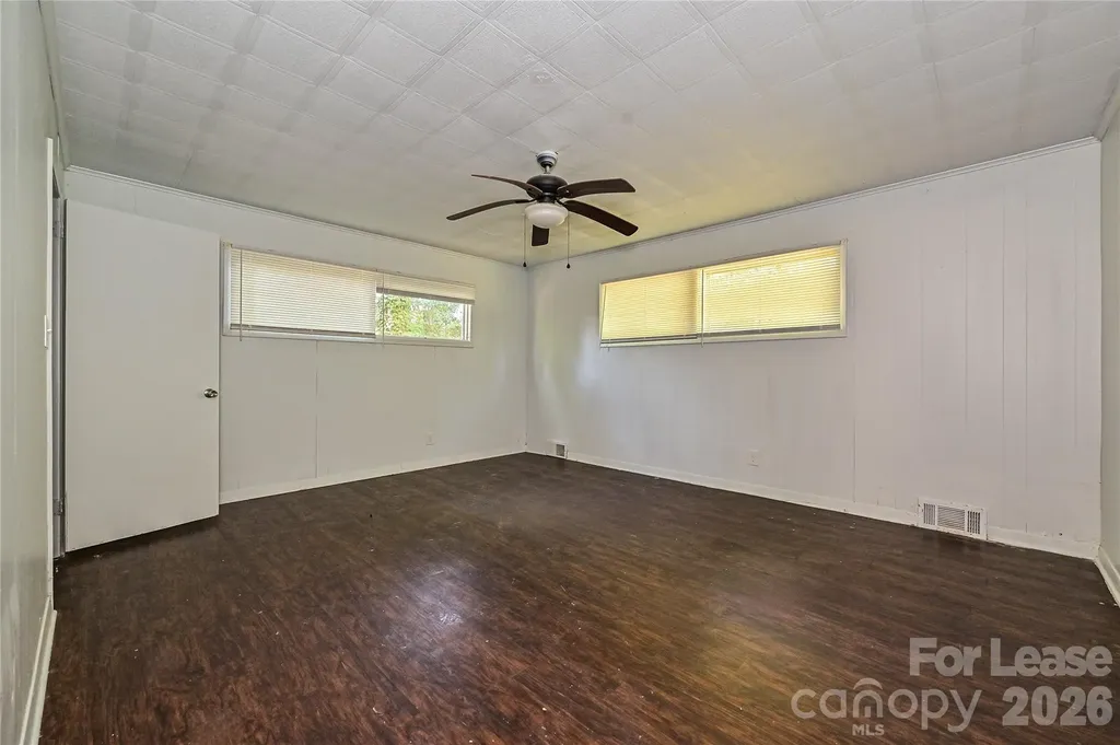 217 Bennett Street Charlotte NC 28213