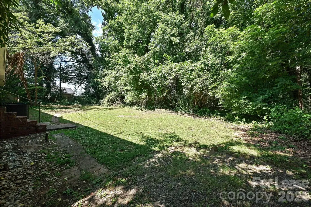 217 Bennett Street Charlotte NC 28213