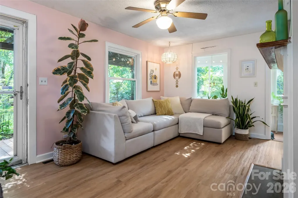 182 Brevard Road Asheville NC 28806