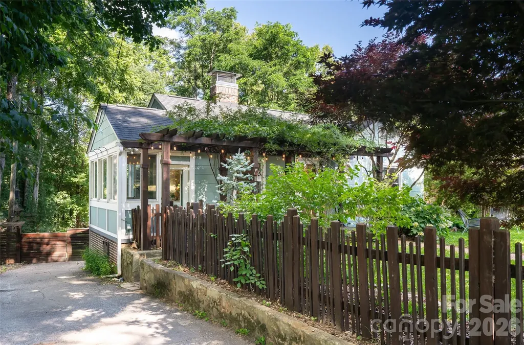 182 Brevard Road Asheville NC 28806