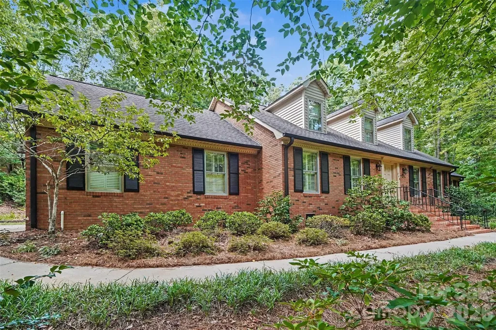 215 Chedworth Court Concord NC 28025