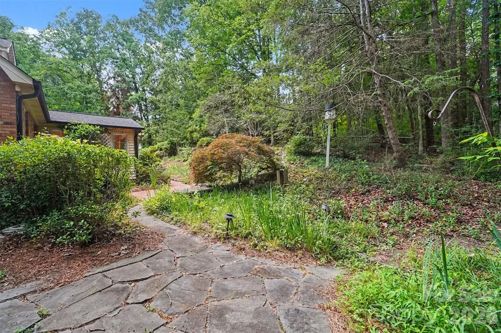 215 Chedworth Court Concord NC 28025