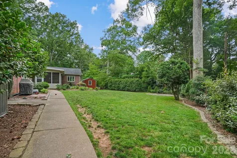 560 11th Avenue Circle NW Hickory NC 28601