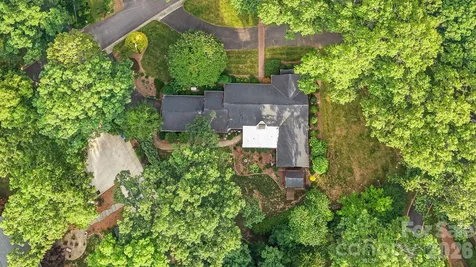 560 11th Avenue Circle NW Hickory NC 28601