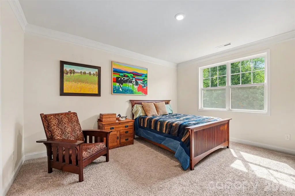 5043 Antebellum Drive Iron Station NC 28080