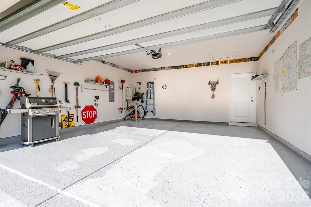 5043 Antebellum Drive Iron Station NC 28080