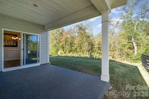 5043 Antebellum Drive Iron Station NC 28080