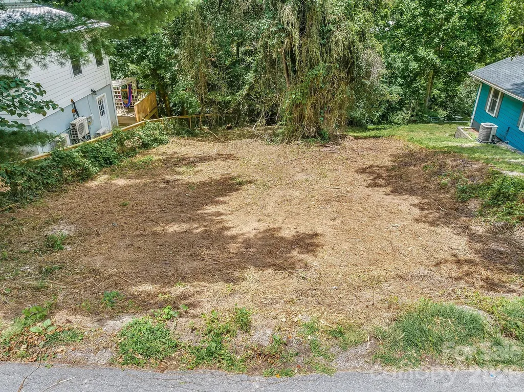 99999 Deaver Street Asheville NC 28804