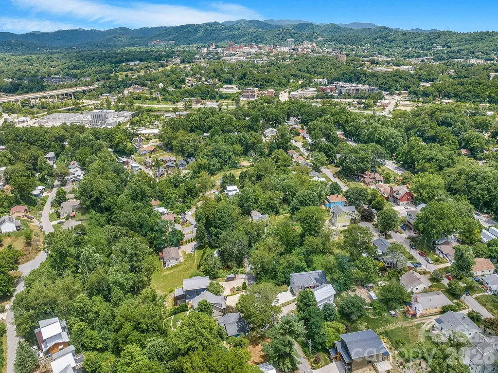 99999 Deaver Street Asheville NC 28804
