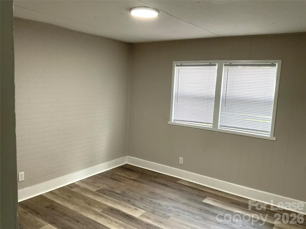 6950 Ingleside Drive Sherrills Ford NC 28673