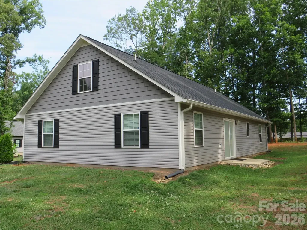 118 Tallyhoe Street Forest City NC 28043