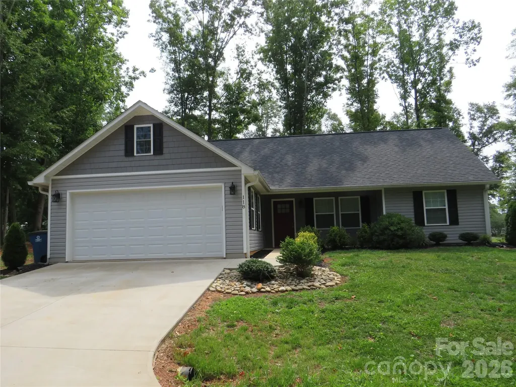 118 Tallyhoe Street Forest City NC 28043