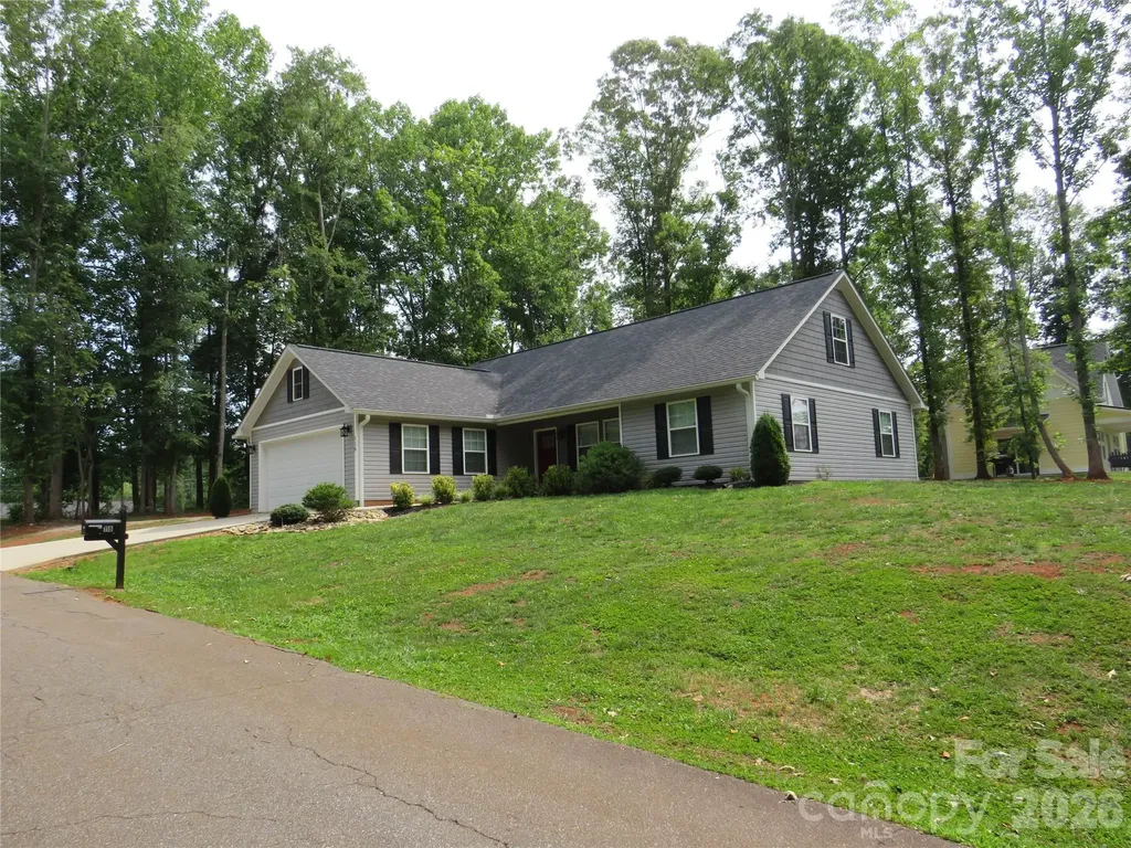 118 Tallyhoe Street Forest City NC 28043