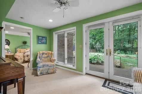 446 17th Avenue Drive NE Hickory NC 28601