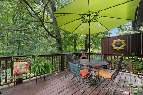 446 17th Avenue Drive NE Hickory NC 28601