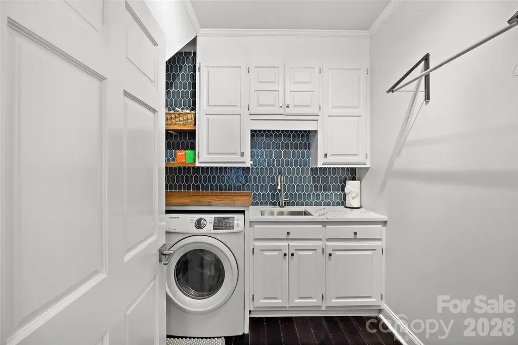 4533 Noras Path Road Charlotte NC 28226