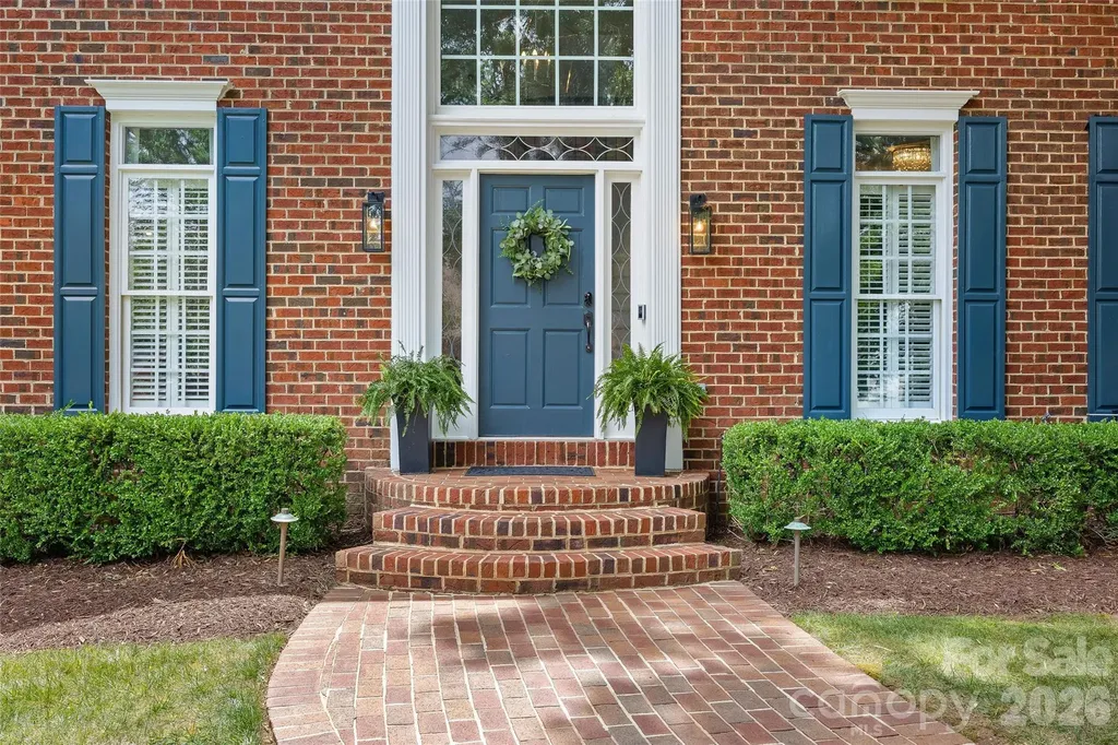 4533 Noras Path Road Charlotte NC 28226
