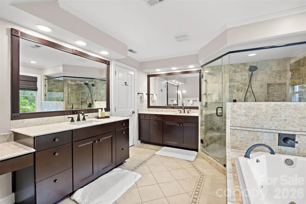 4533 Noras Path Road Charlotte NC 28226