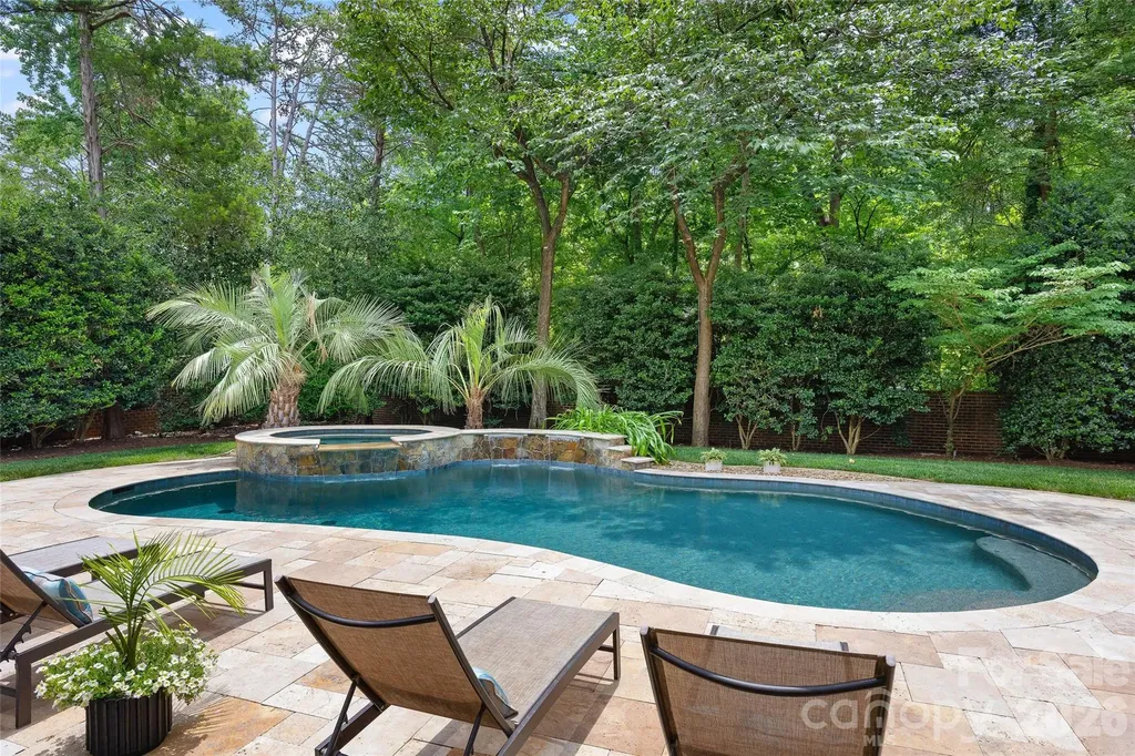 4533 Noras Path Road Charlotte NC 28226