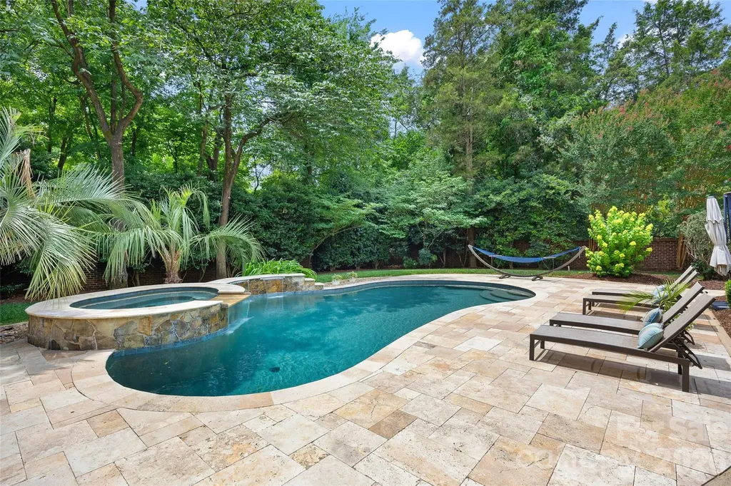 4533 Noras Path Road Charlotte NC 28226