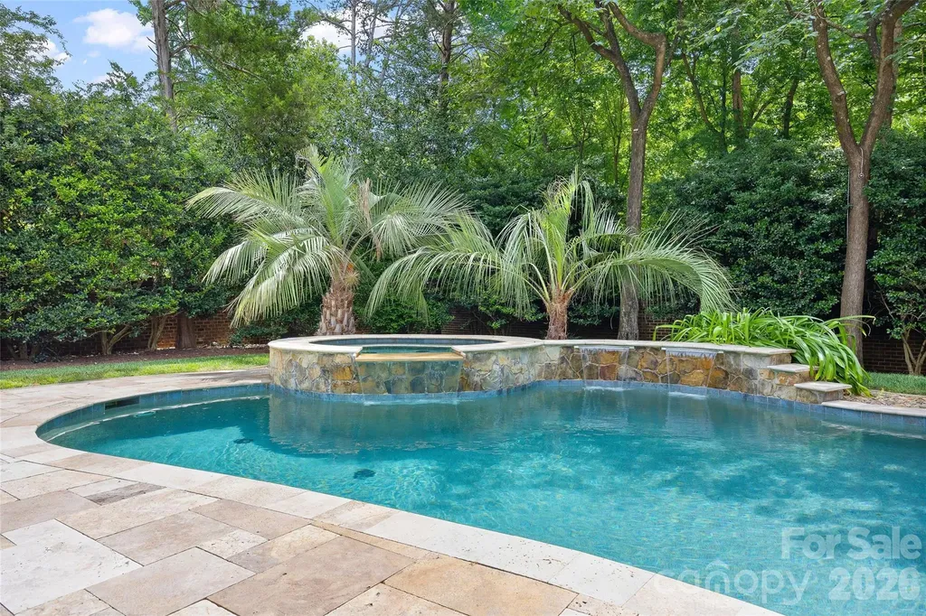 4533 Noras Path Road Charlotte NC 28226